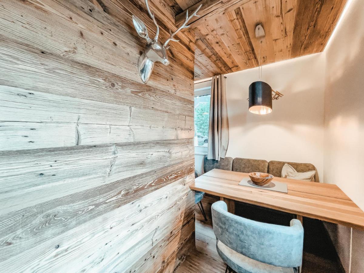 Oldwood Chalet - Balcony & Car Park By Alpenluxus Appartements フューゲン エクステリア 写真