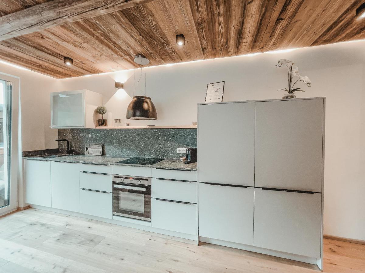 Oldwood Chalet - Balcony & Car Park By Alpenluxus Appartements フューゲン エクステリア 写真